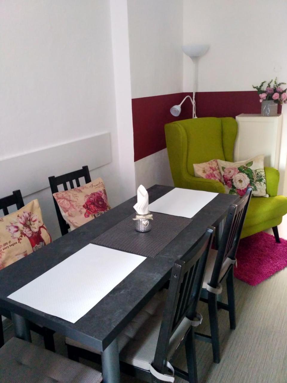 דירות אולומוץ Apartman 4U Centrum + Free Parking מראה חיצוני תמונה